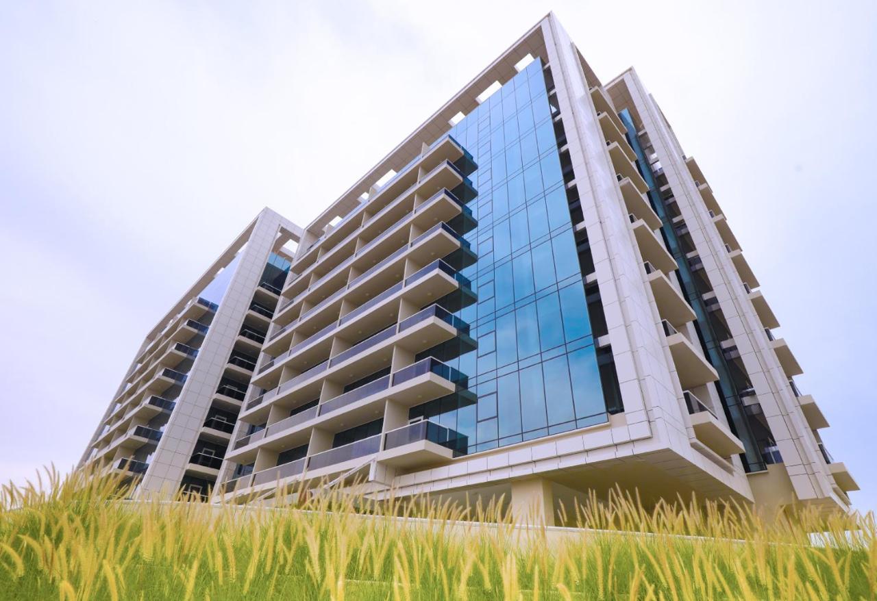 Live Here, Enjoy Waters Of Arabian Gulf Ras al-Khaimah Exterior photo