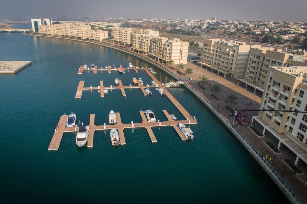 Live Here, Enjoy Waters Of Arabian Gulf Ras al-Khaimah Exterior photo